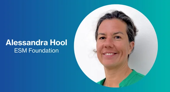Alessa Hool in green clothing against a blue background