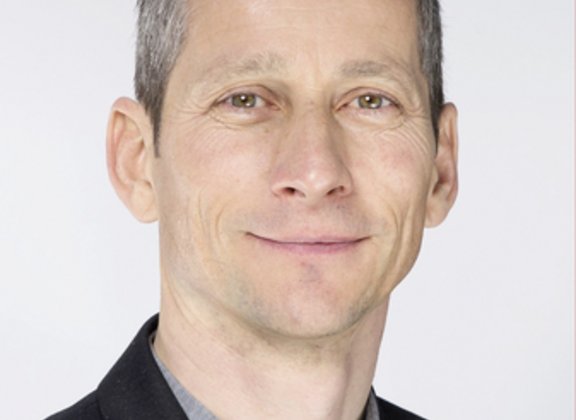 Prof. Dr. René Hüsler