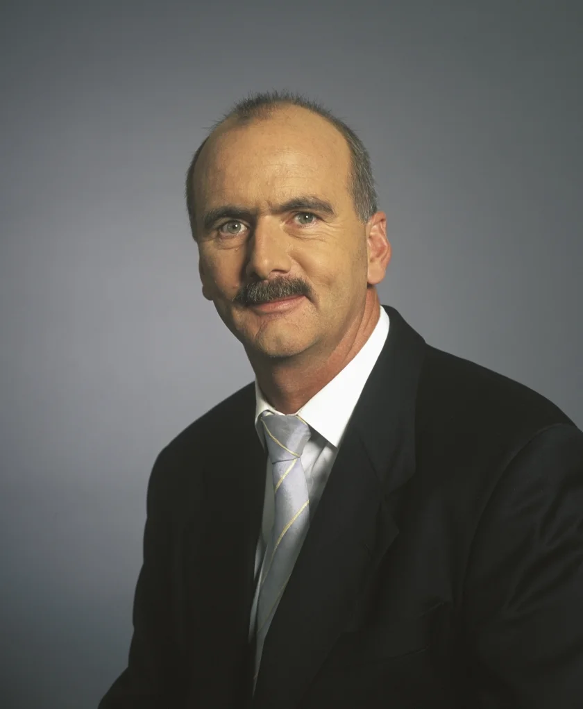 Dr. Urs Mäder