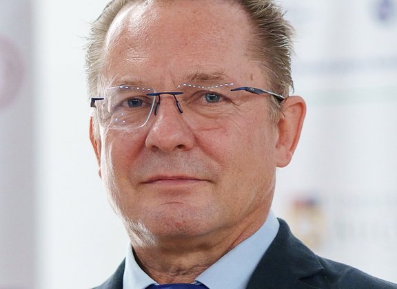 Prof. Dr. Hans Peter Beck